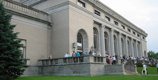 photo of front porch of the Scottish Rite Cathedral