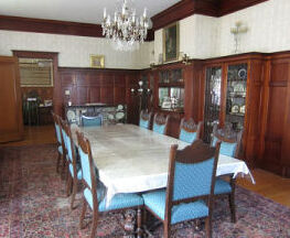 photo of dining room