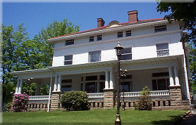 Clavelli mansion