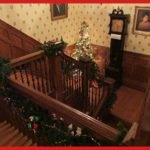 mistletoe magic stairway